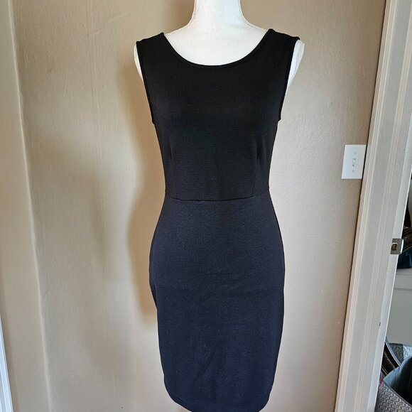 Black casual knee length dress - Picture 8 of 8